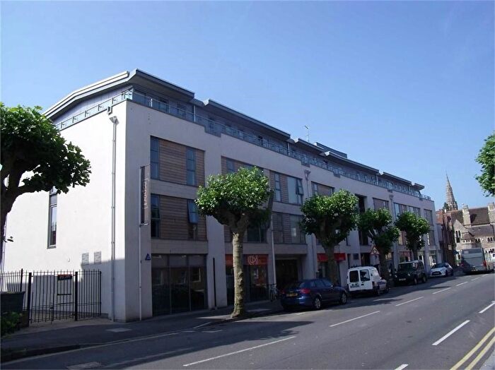 Studio To Rent In Corporation Street, Taunton, TA1