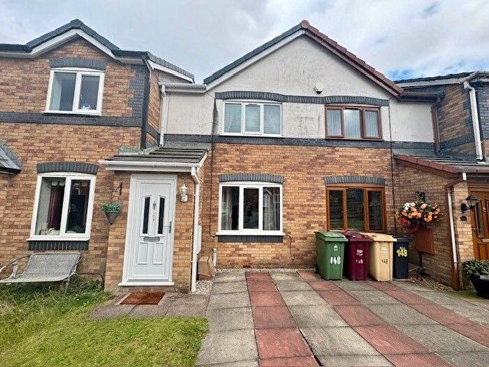 2 Bedroom Town House To Rent In Ellesmere Road, Bolton, BL3