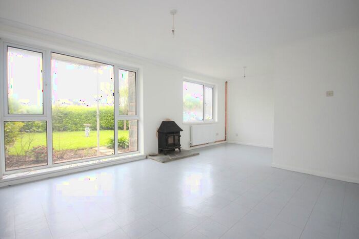 3 Bedroom Detached Bungalow For Sale In Trelispen Park Drive, Gorran Haven, Cornwall, PL26