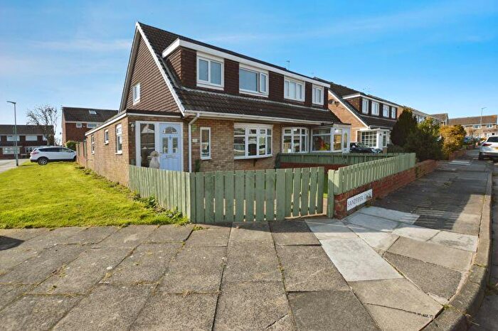 3 Bedroom Semi-Detached House For Sale In Sandpiper Close, NE24