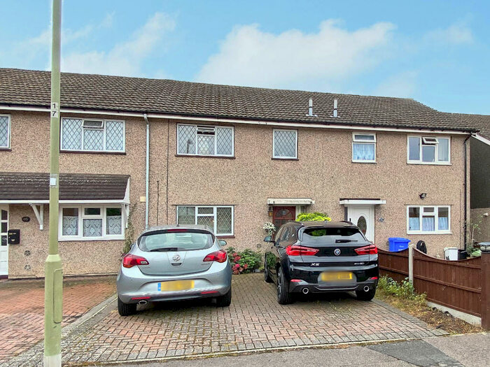 3 Bedroom Terraced House To Rent In Cromwell Way, Farnborough, GU14