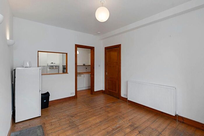 1 Bedroom Flat To Rent In Henderson Gardens, Edinburgh, EH6
