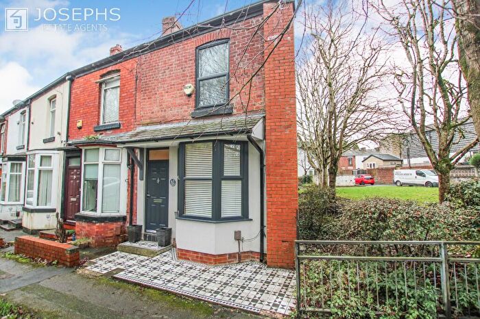 2 Bedroom End Of Terrace House For Sale In Berkeley Road, Bolton, Greater Manchester, BL1