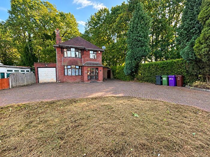 3 Bedroom Detached House For Sale In Lichfield Road, Wolverhampton, West Midlands, WV11