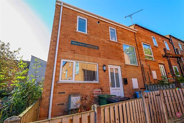 2 Bedroom End Terrace House For Sale In Halfway Gardens, Halfway, Sheffield, S20
