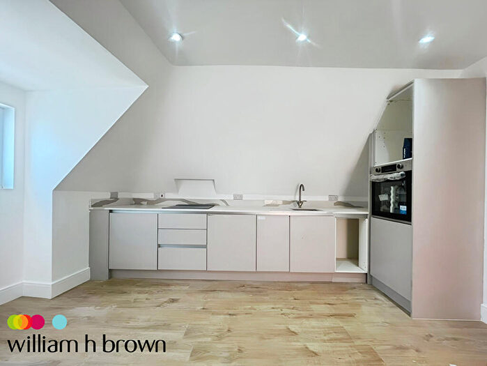 2 Bedroom Apartment To Rent In A London Road, Romford, RM7