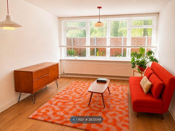 1 Bedroom Flat To Rent In Reedham Close, London, N17