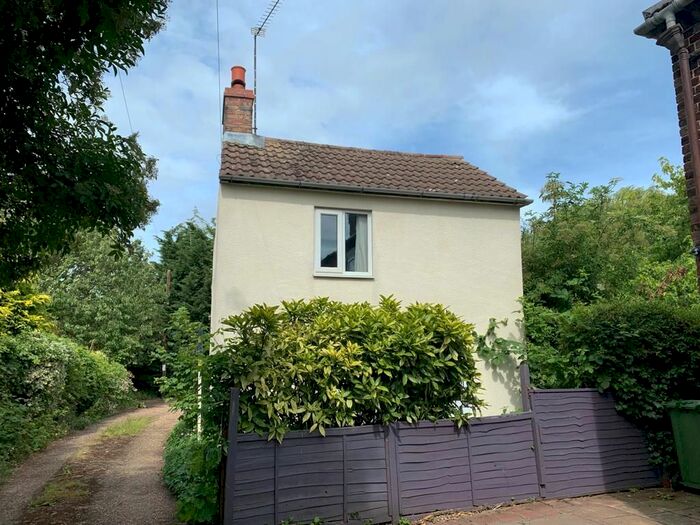 2 Bedroom Detached House For Sale In Victory Lane, Tilney St. Lawrence, King's Lynn, Norfolk, PE34