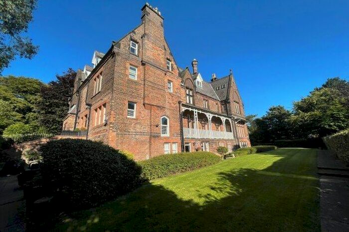 2 Bedroom Flat To Rent In New Heys Drive, Liverpool, L18