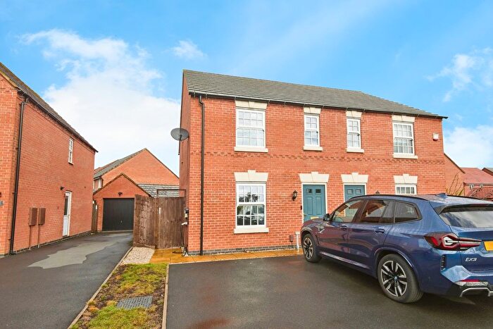 3 Bedroom Semi-detached House For Sale In Budle Avenue, Derby, Derbyshire, DE24