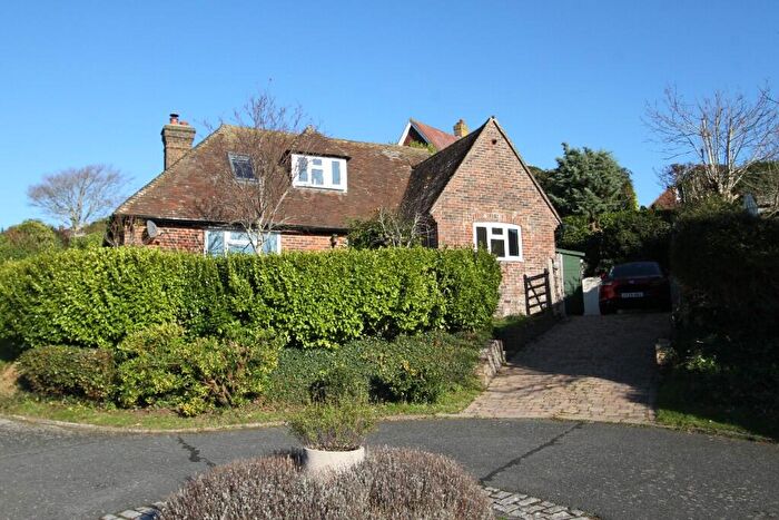 3 Bedroom Chalet For Sale In Dene Close, East Dean, BN20