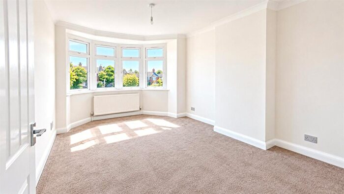 3 Bedroom End Of Terrace House For Sale In Shottenden Road, Gillingham, Kent, ME7