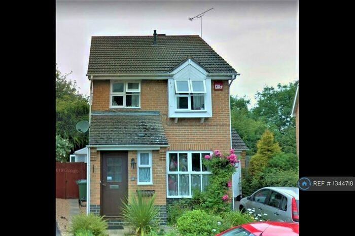 3 Bedroom Detached House To Rent In Kennet Road, Petersfield, GU31