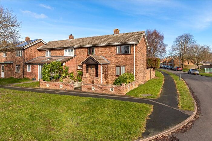 2 Bedroom Semi-Detached House For Sale In Sladwell Close, Grantchester, Cambridge, CB3