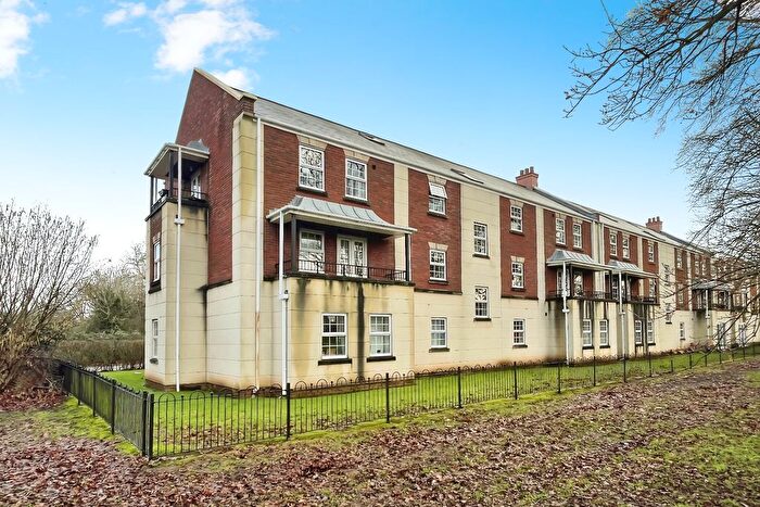 2 Bedroom Flat To Rent In Perrett Way Ham Green, Pill, Bristol, BS20