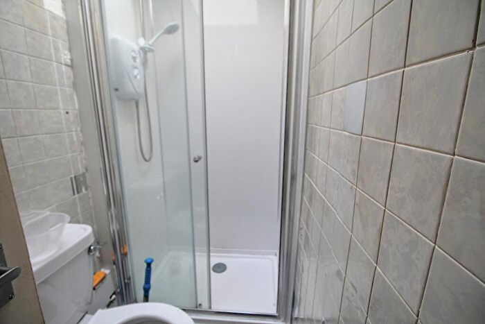 1 Bedroom Flat For Sale In East Main Street, Darvel, KA17