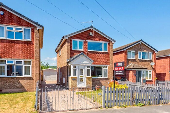 3 Bedroom Detached House For Sale In Binsted Way, Wadsley Bridge, Sheffield, S5
