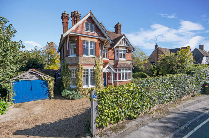 3 Bedroom Apartment To Rent In Pit Farm Road, Guildford, GU1