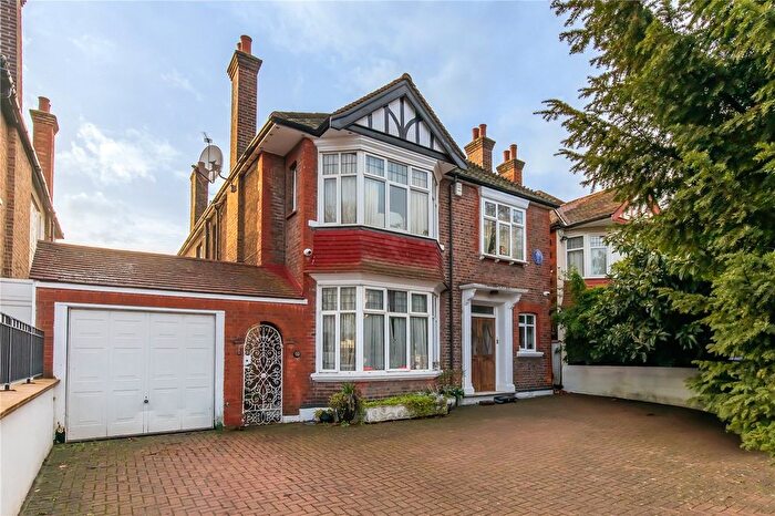 5 Bedroom Detached House For Sale In Gunnersbury Avenue, London, W5