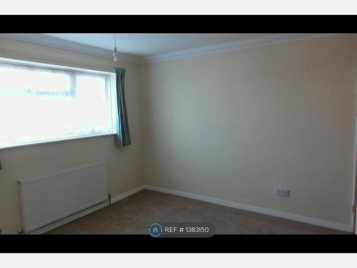 3 Bedroom Terraced House To Rent In Plumley Walk, Havant, PO9
