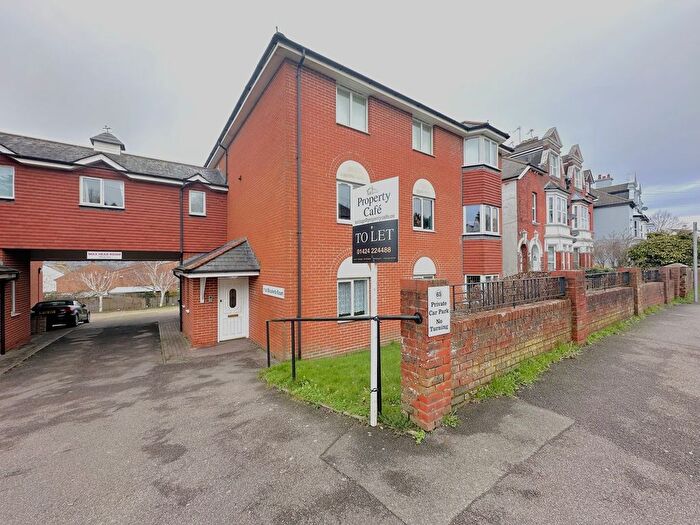 2 Bedroom Flat To Rent In Amherst Road, Bexhill On Sea, TN40