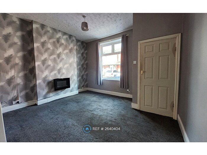 3 Bedroom Terraced House To Rent In Elm Grove, Hyde, SK14