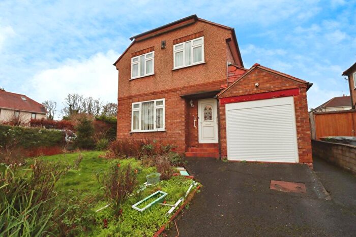 3 Bedroom Detached House For Sale In Old Chester Road, Bebington Border, CH42