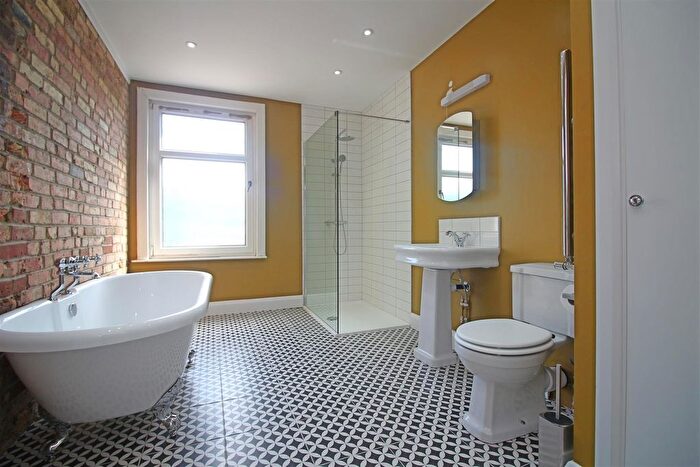 2 Bedroom Terraced House To Rent In Blackhorse Road, London, E17