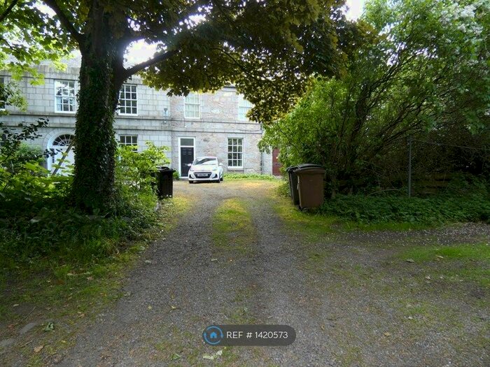 2 Bedroom Flat To Rent In Rosemount House, Aberdeen, AB25