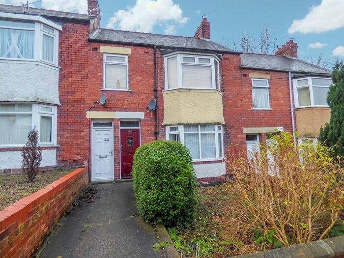 2 Bedroom Flat To Rent In Ridley Gardens, Swalwell, Newcastle Upon Tyne NE16