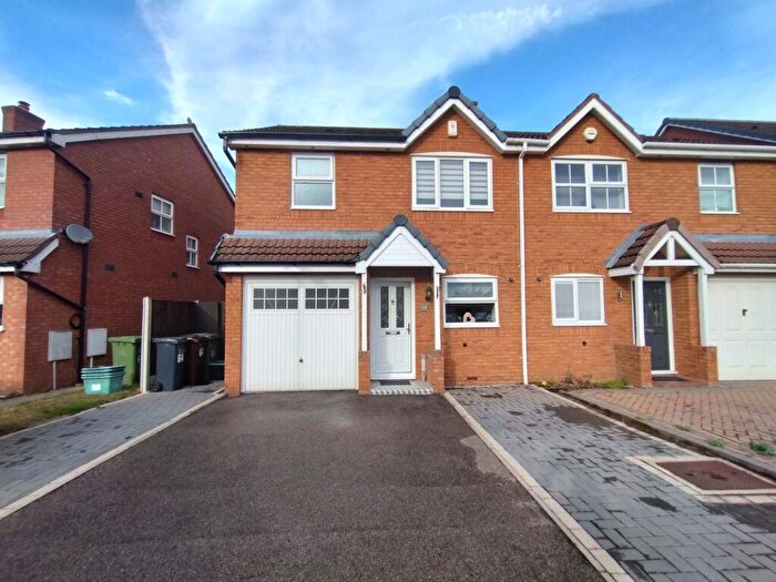 3 Bedroom Semi Detached House To Rent In Ludworth Avenue, B37