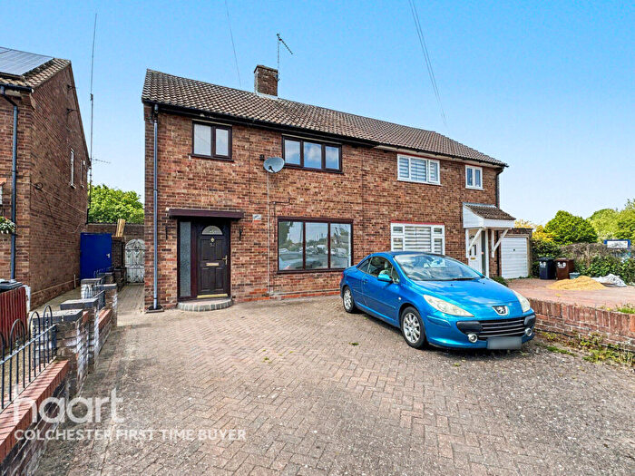 3 Bedroom Semi-Detached House For Sale In Monkwick Avenue, Colchester, CO2