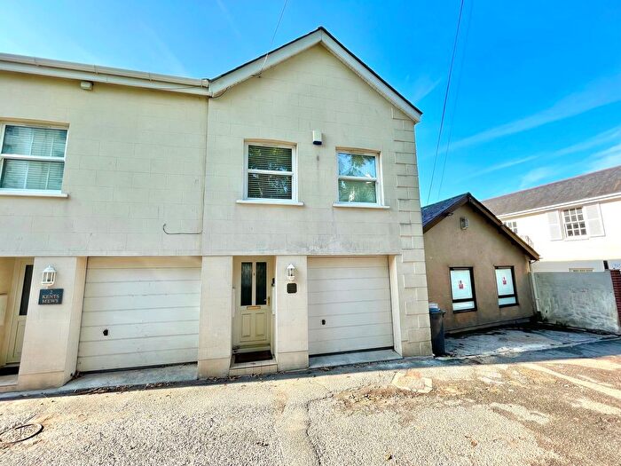 4 Bedroom Semi-Detached House To Rent In Kents Lane, Torquay, TQ1