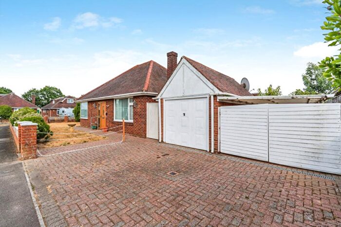 3 Bedroom Bungalow For Sale In Northlands Road, Totton, Southampton, SO40