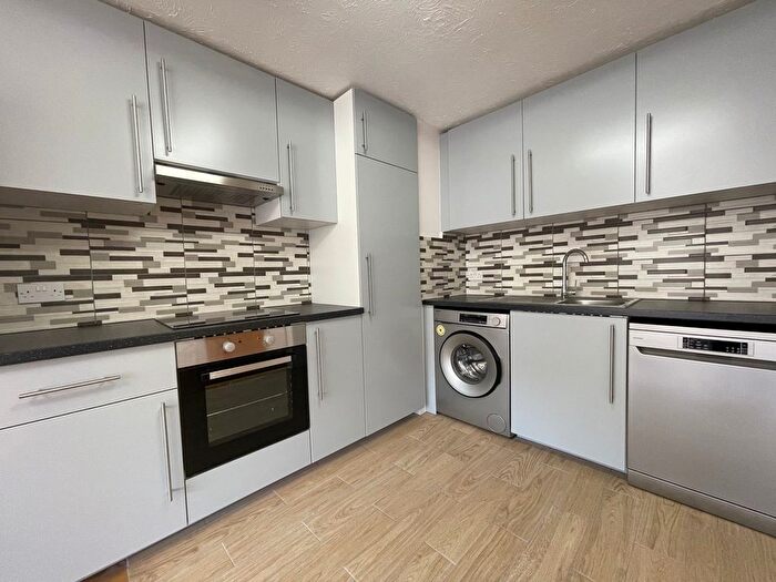 1 Bedroom Flat To Rent In Portman Gate, Marylebone, London, NW1