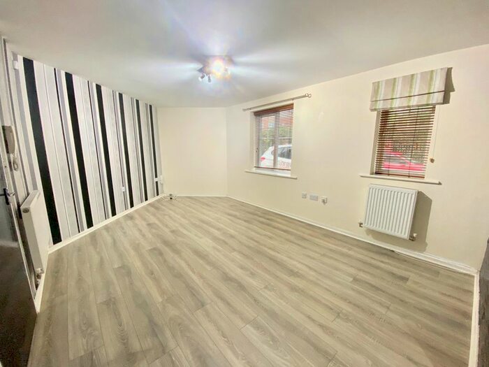 2 Bedroom Flat To Rent In Ovett Gardens, St James's Village, Gateshead, Tyne &amp; Wear, NE8