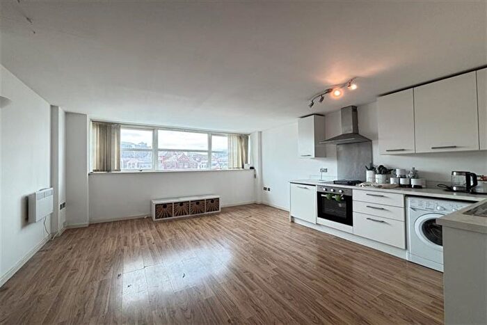 1 Bedroom Flat To Rent In Marco Island, Huntingdon Street, NG1