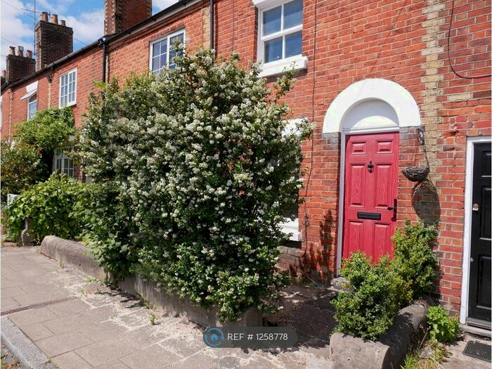 2 Bedroom Terraced House To Rent In Rockstone Lane, Southampton, SO14