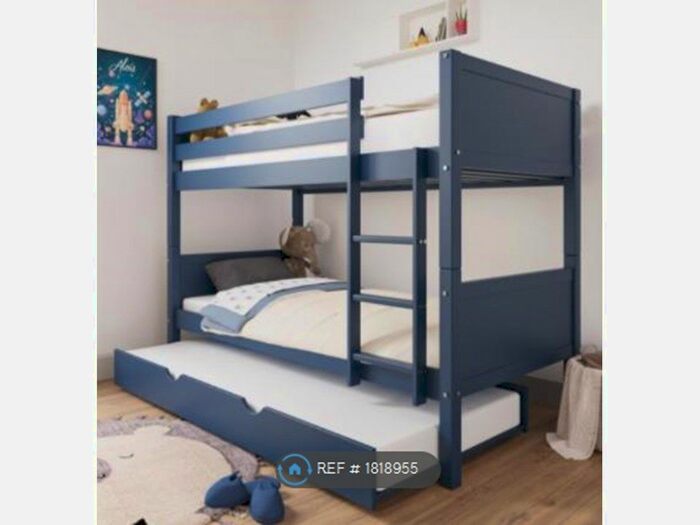 Studio To Rent In Coronation Road, Hayes, UB3