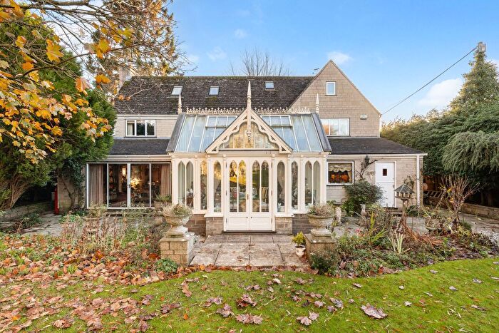 5 Bedroom Detached House For Sale In Charlton, Malmesbury, SN16