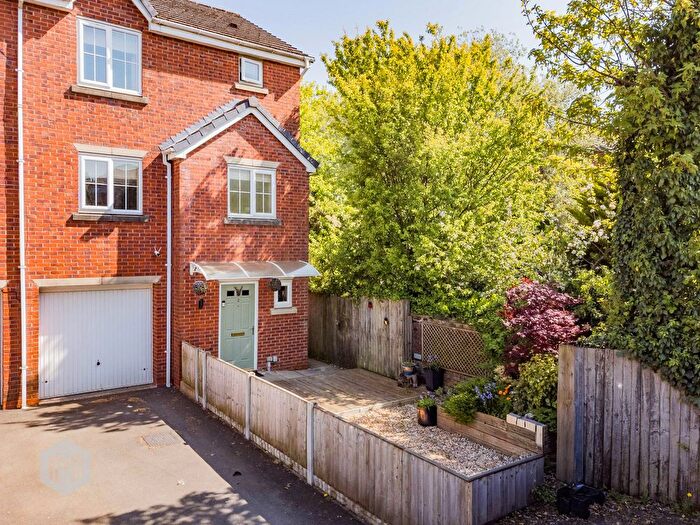 4 Bedroom Semi-Detached House For Sale In Valley View, Bury, BL8