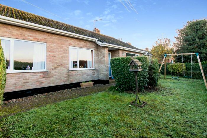 3 Bedroom Detached House For Sale In Beech Tree Way, Earsham, Bungay, NR35