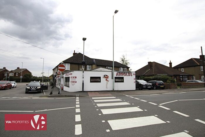 1 Bedroom Flat To Rent In Stanstead Road, Hoddesdon, EN11