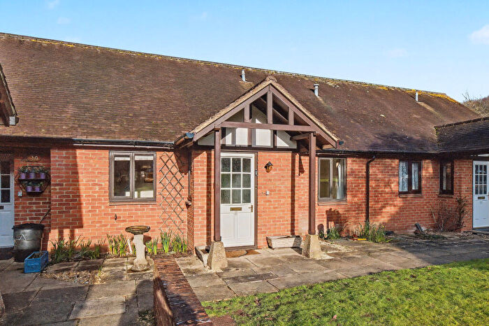 2 Bedroom Retirement Property For Sale In Eynsham Road, Farmoor, Oxfordshire, OX2