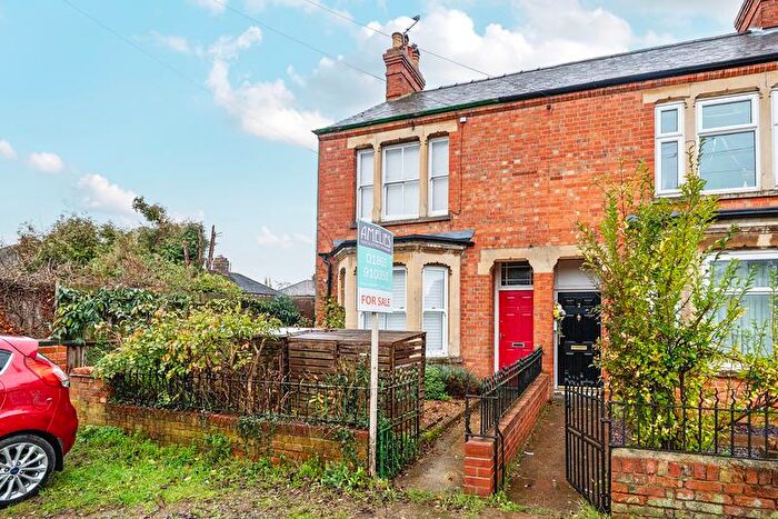 1 Bedroom Flat For Sale In Longwall, Oxford, OX4