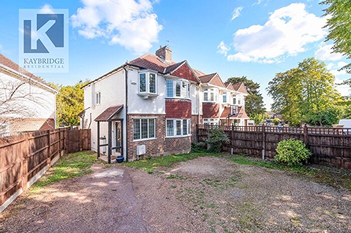3 Bedroom Semi Detached House For Sale In Elmwood Drive, Epsom, KT17
