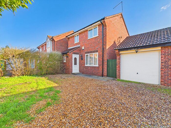 3 Bedroom Detached House To Rent In Paulsgrove, Orton Wistow, Peterborough, PE2