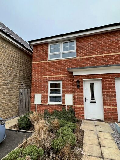 2 Bedroom End Of Terrace House To Rent In Parish Road, Barnsley, South Yorkshire, S71