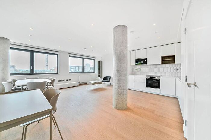 3 Bedroom Flat To Rent In Uncle Wembley, Wembley, HA9