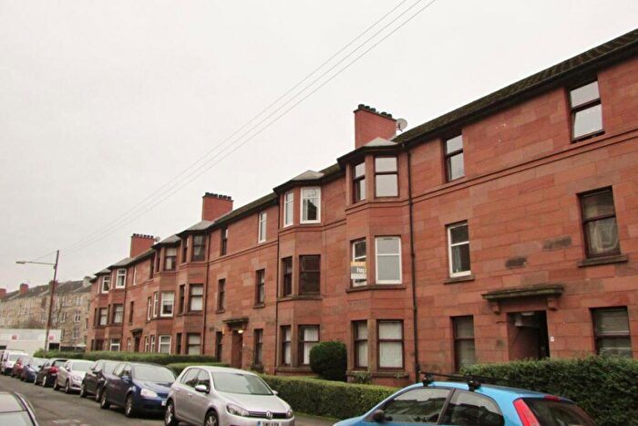 2 Bedroom Flat To Rent In Bed Unfurnished At Morley Street, Glasgow, G42